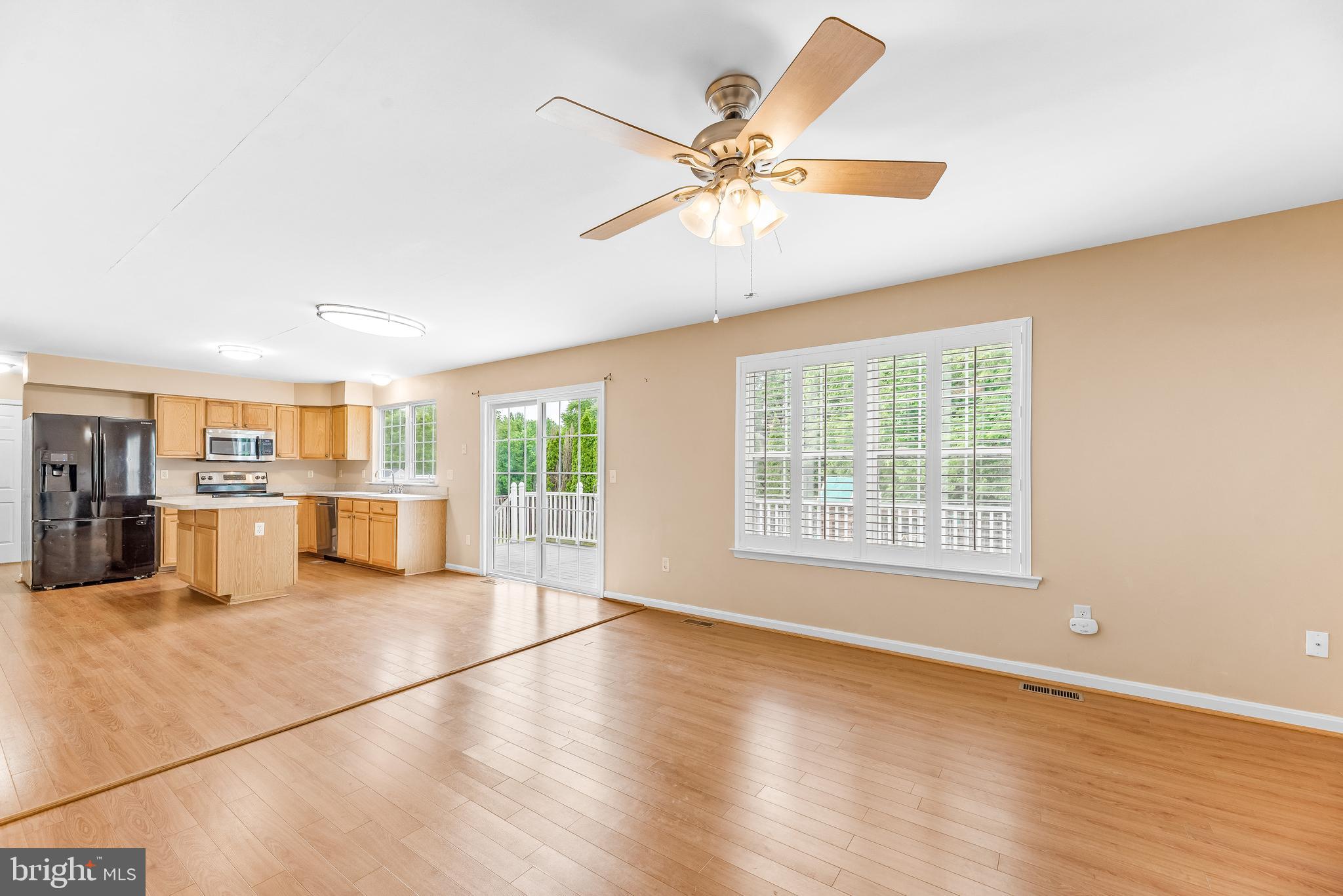 AMBER WOODE - Residential