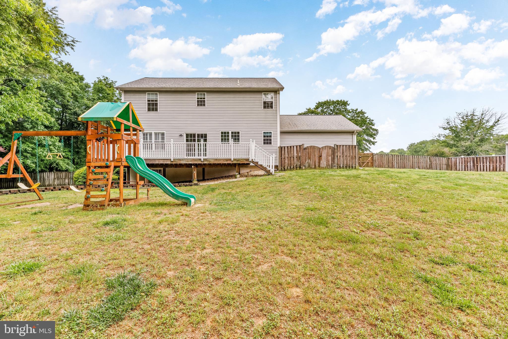 AMBER WOODE - Residential