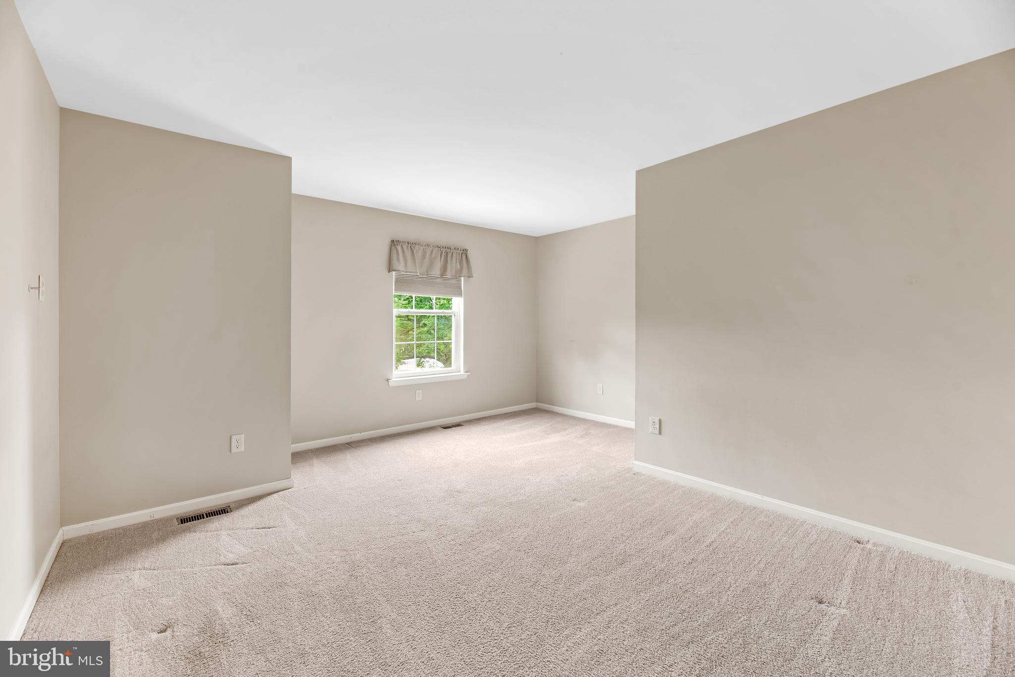 AMBER WOODE - Residential