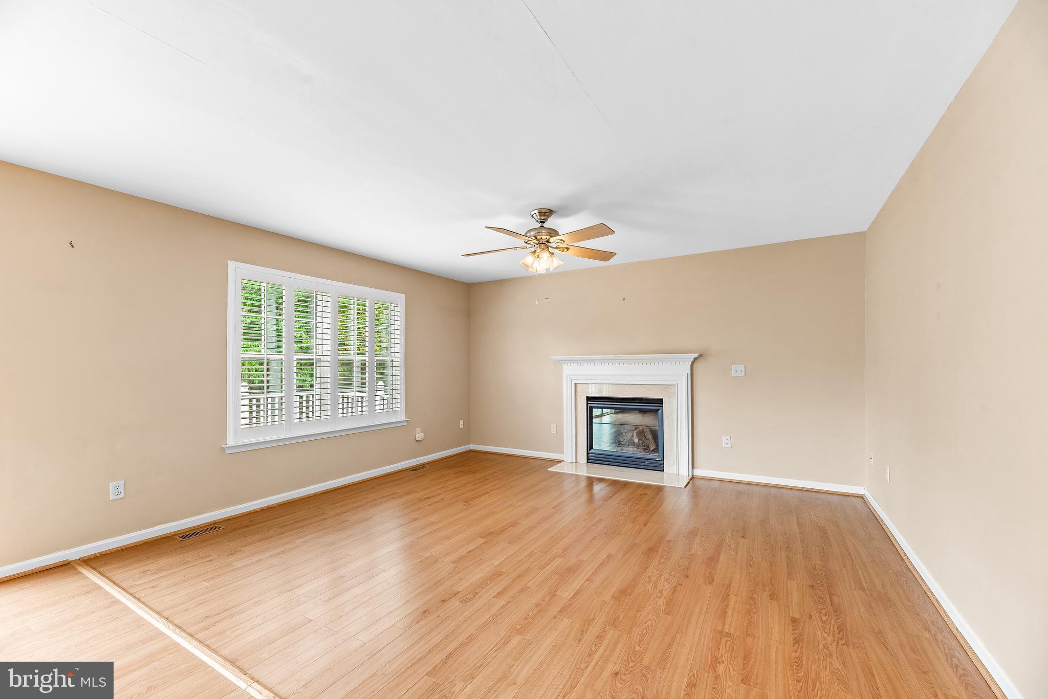 AMBER WOODE - Residential