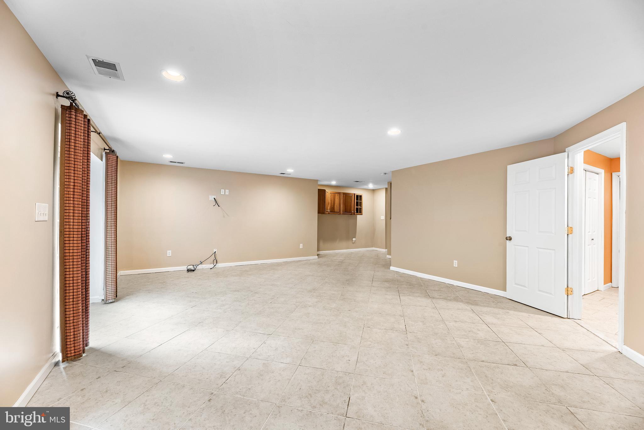 AMBER WOODE - Residential