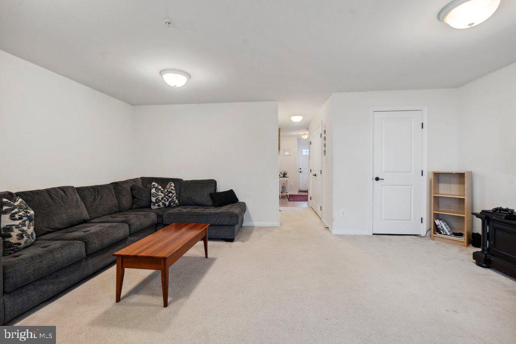 STONEGATE AT REGENTS GLEN - Residential