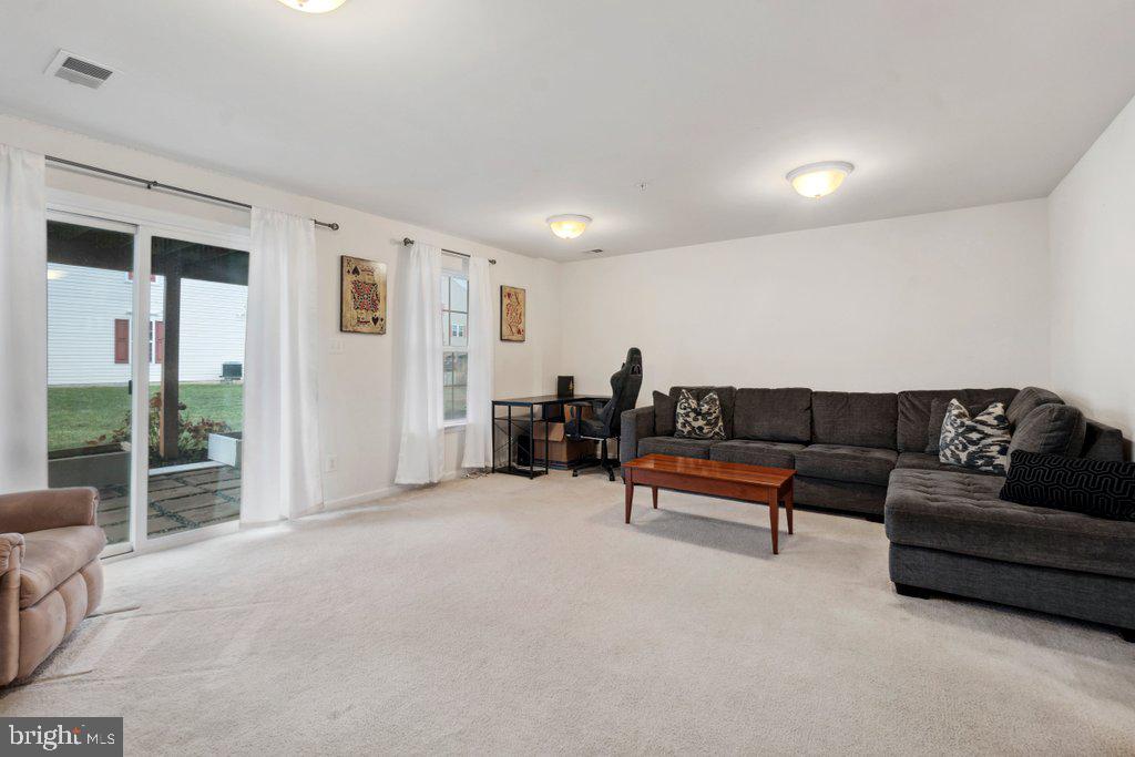 STONEGATE AT REGENTS GLEN - Residential