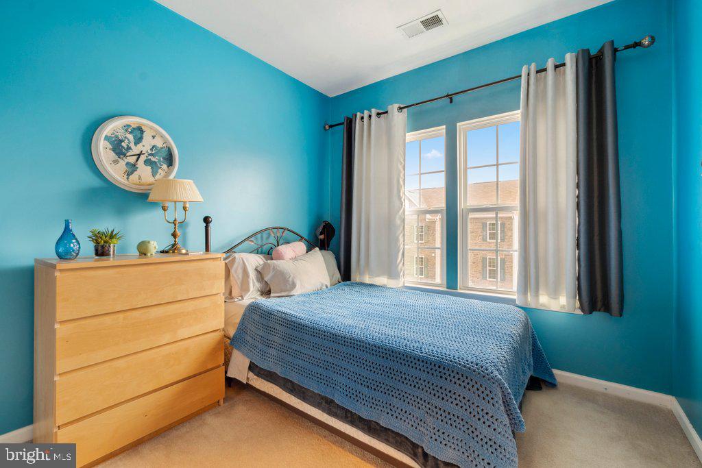 STONEGATE AT REGENTS GLEN - Residential