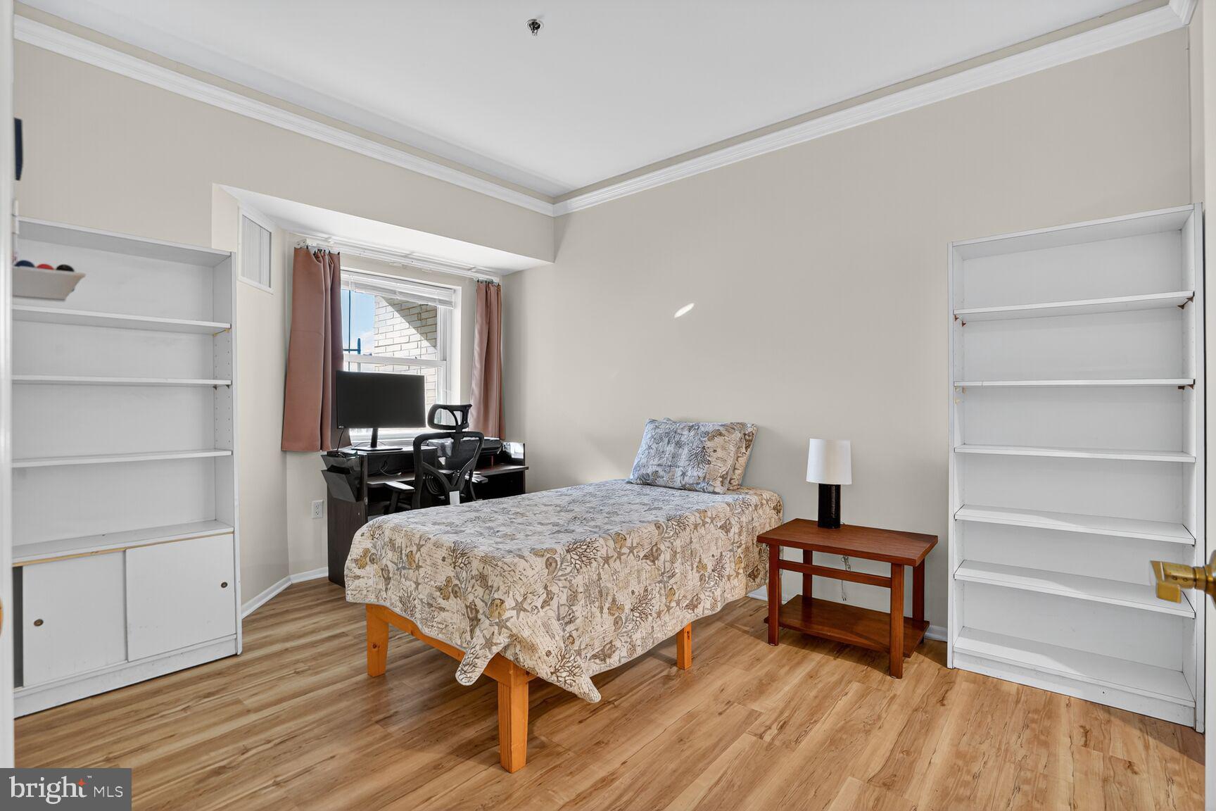 THE JEFFERSON - SUNRISE SENIOR LIVING - Residential