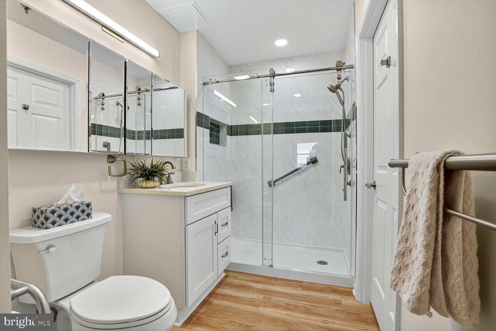 THE JEFFERSON - SUNRISE SENIOR LIVING - Residential