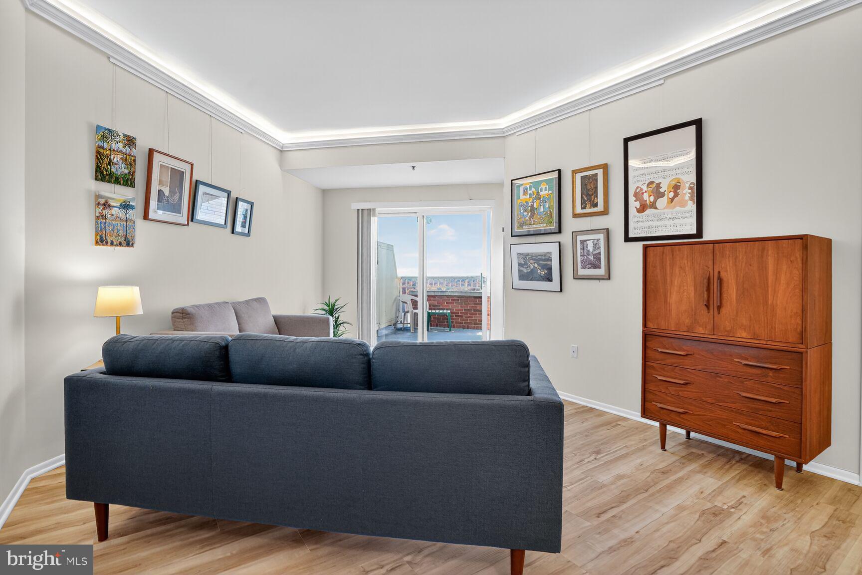 THE JEFFERSON - SUNRISE SENIOR LIVING - Residential