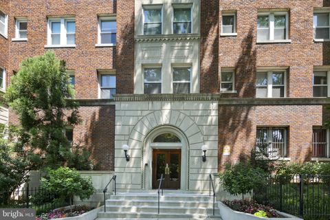 1615 KENYON STREET NW 52 WASHINGTON DC 20010