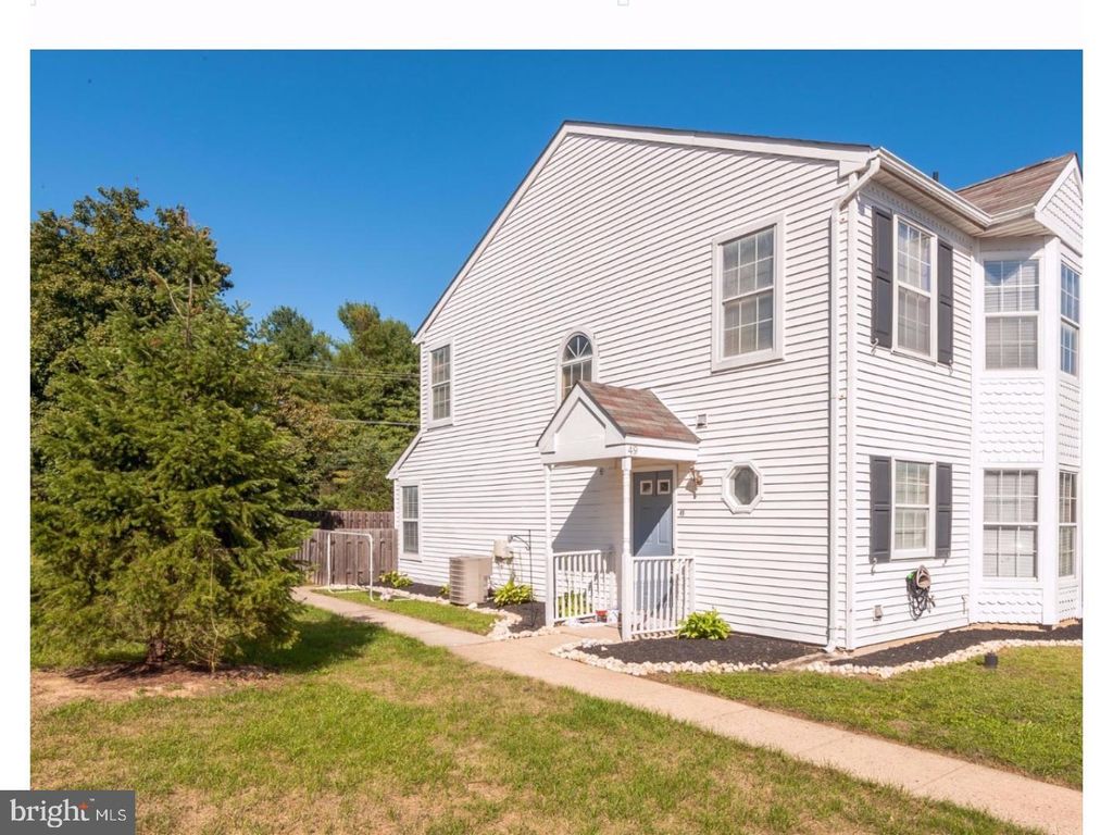 Photo of 49 Plumly Way, SOUTHAMPTON, PA 18966 (MLS # PABU2106644)