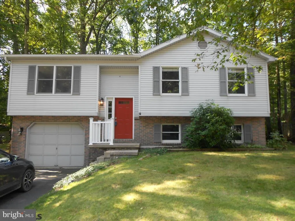 450 Candlewood Drive, State College, PA 16803