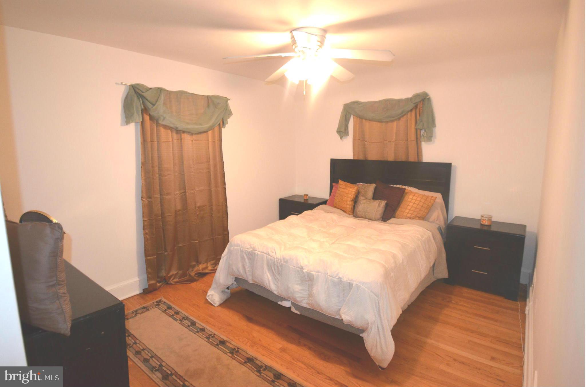 PARKVILLE - Residential