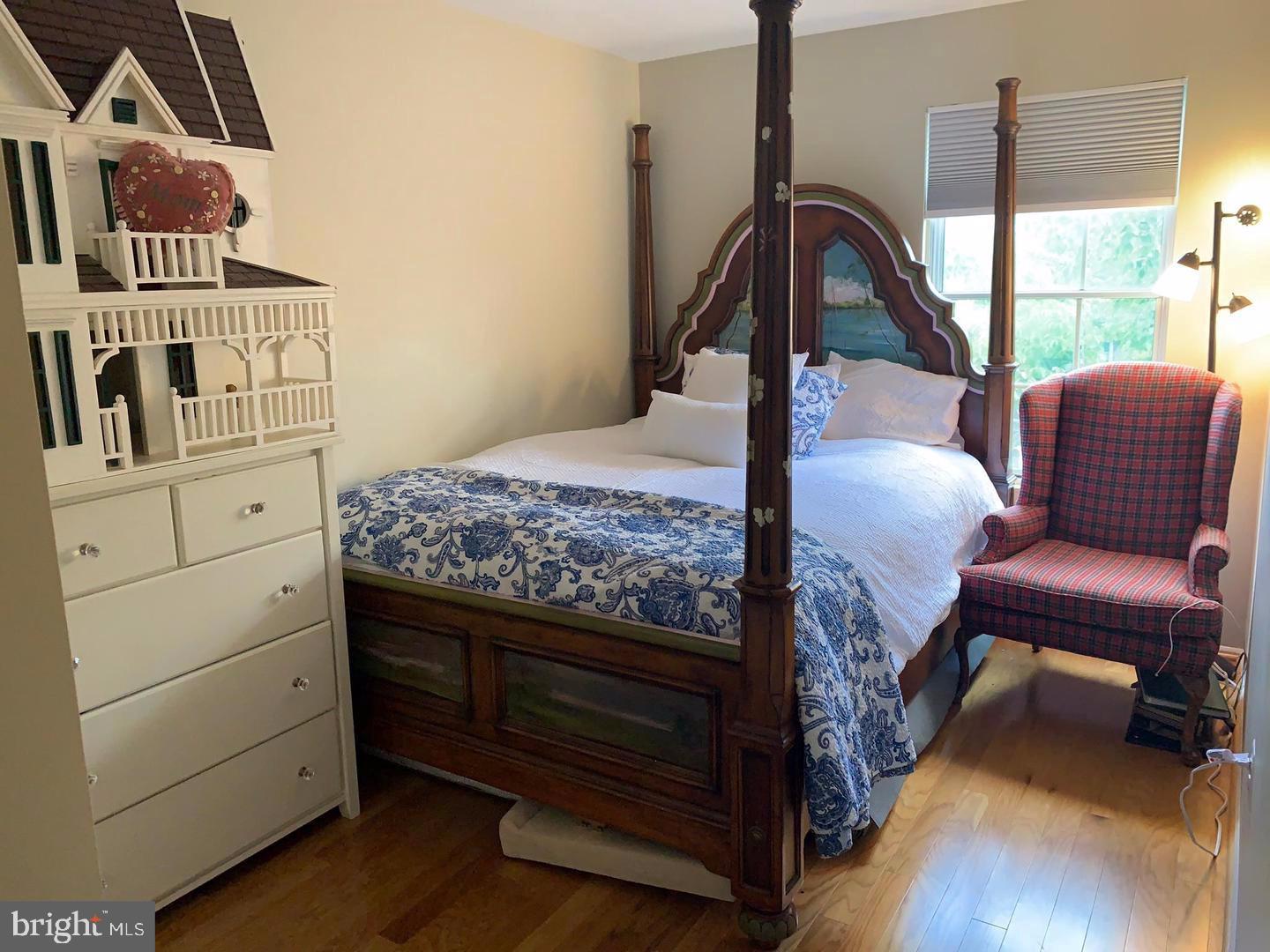 FOX CHAPEL AT TUDOR KNOLLS - Residential Lease