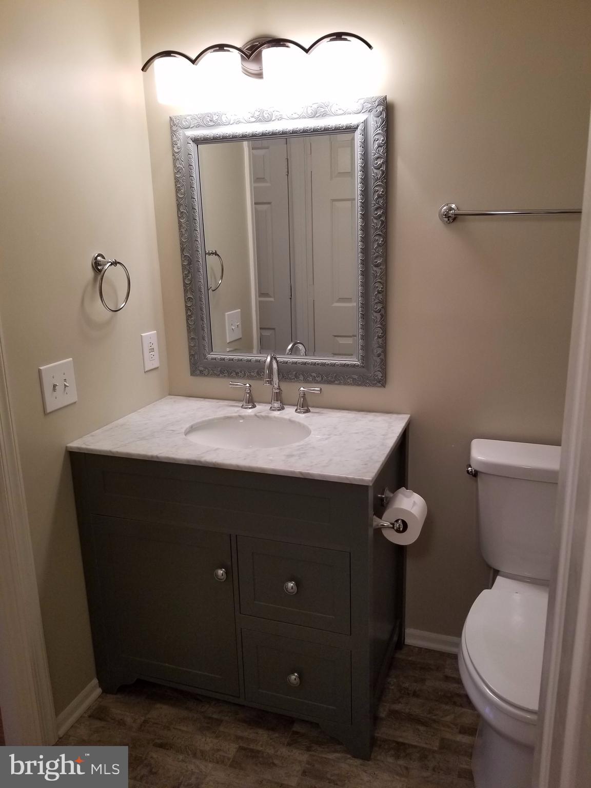 FOX CHAPEL AT TUDOR KNOLLS - Residential Lease