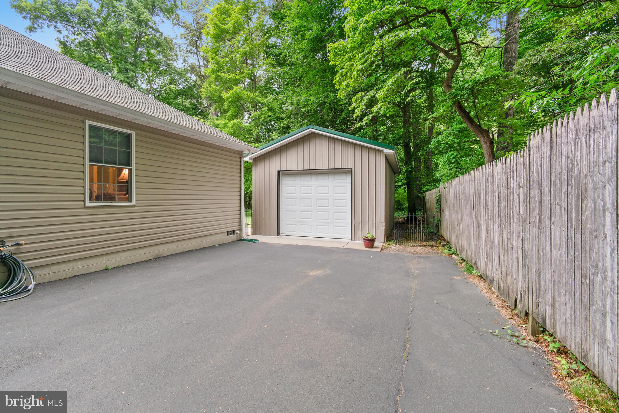 FOX GRAPE FARMS - Residential