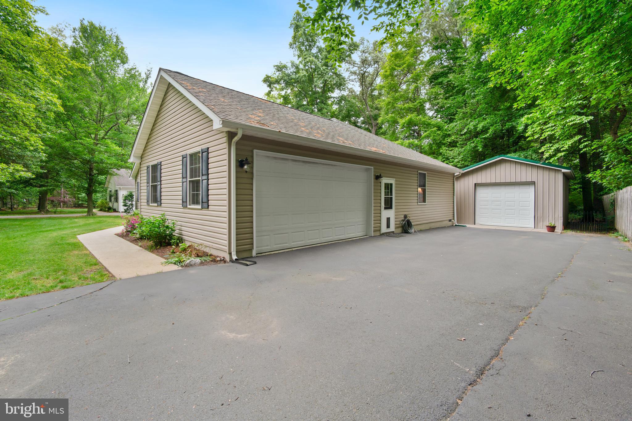 FOX GRAPE FARMS - Residential