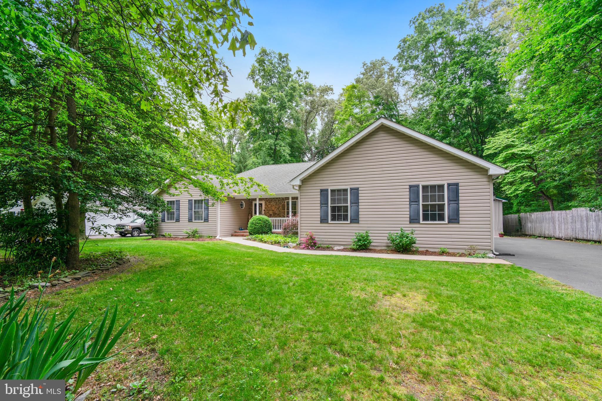 FOX GRAPE FARMS - Residential