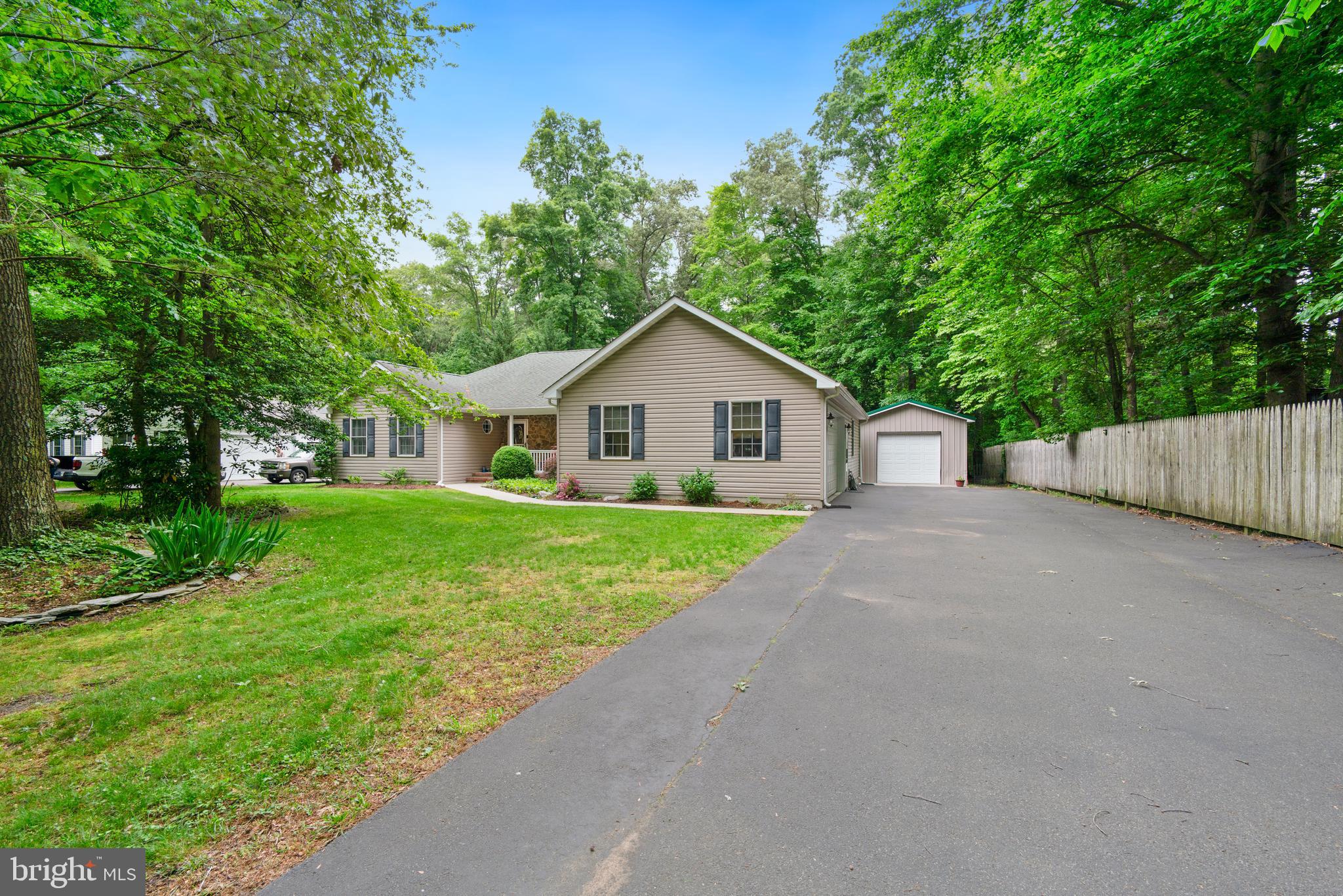 FOX GRAPE FARMS - Residential