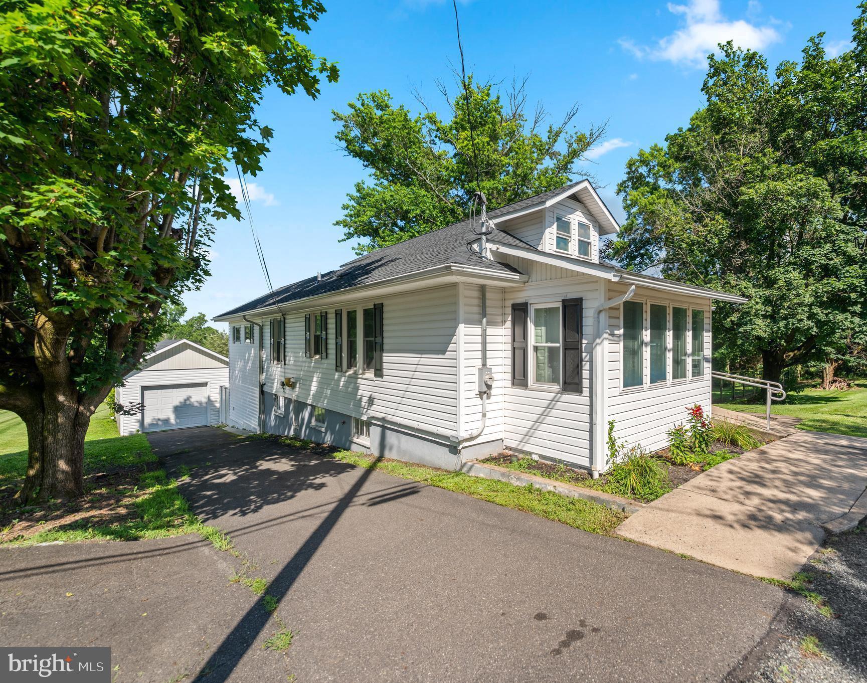 2255 SPINNERSTOWN ROAD