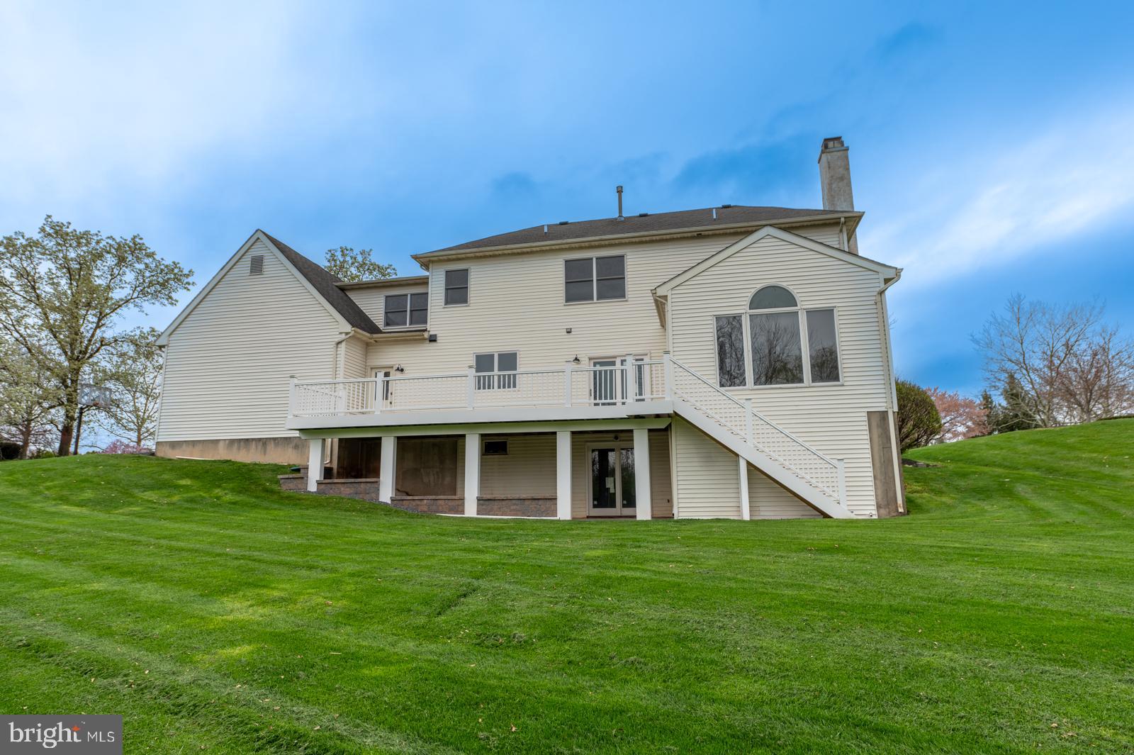 MAINLAND RIDGE - Residential