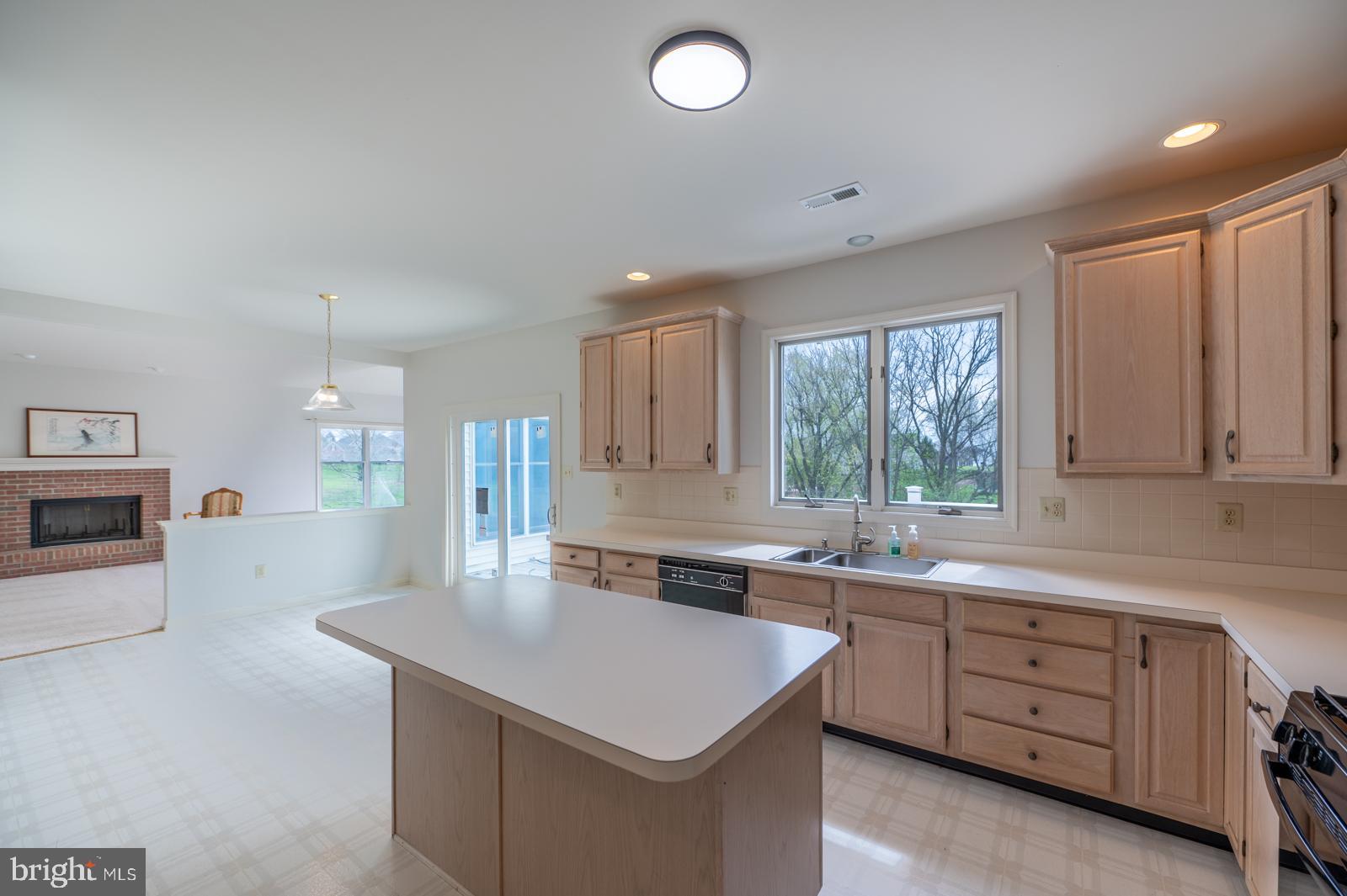 MAINLAND RIDGE - Residential