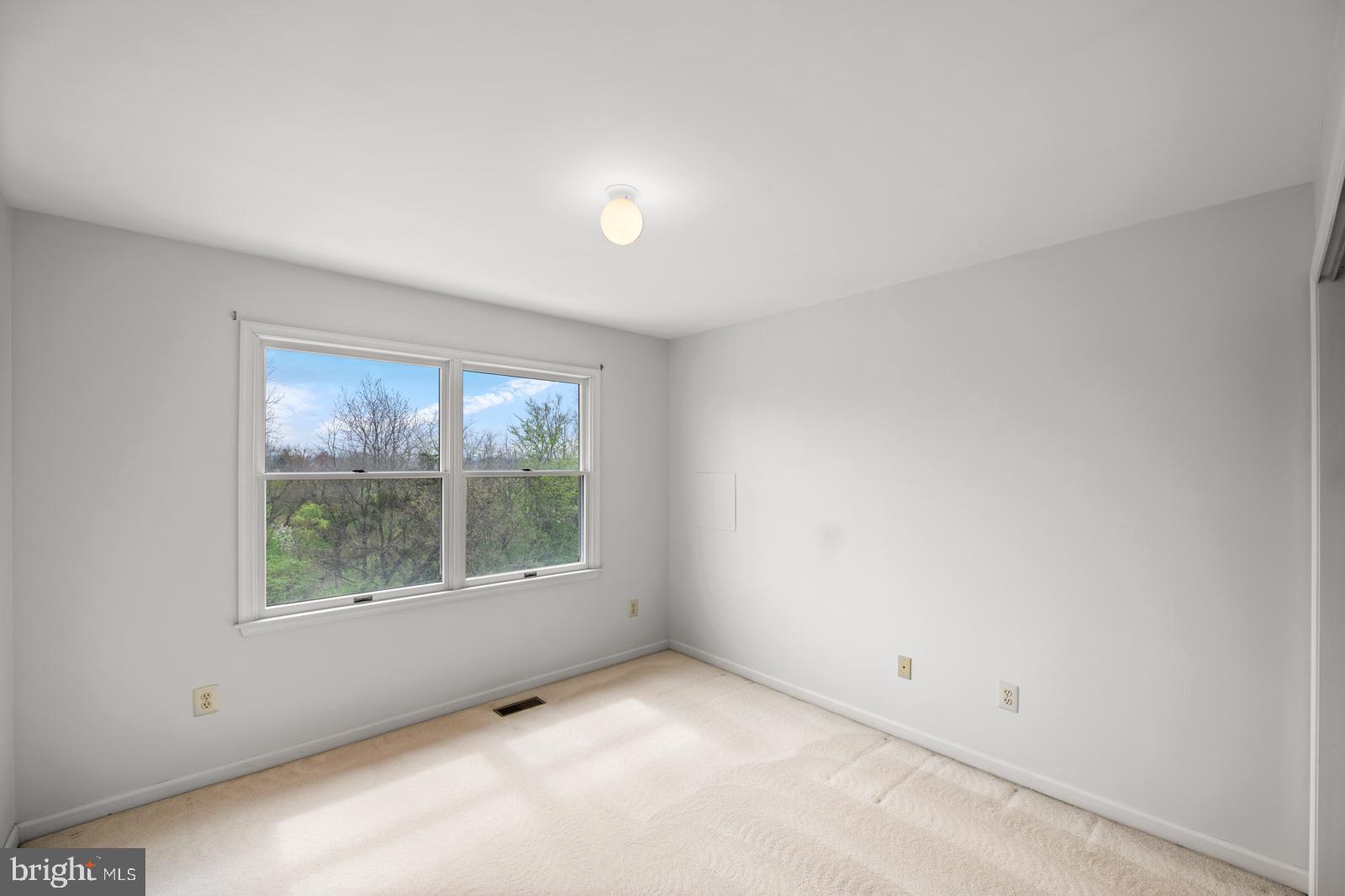 MAINLAND RIDGE - Residential