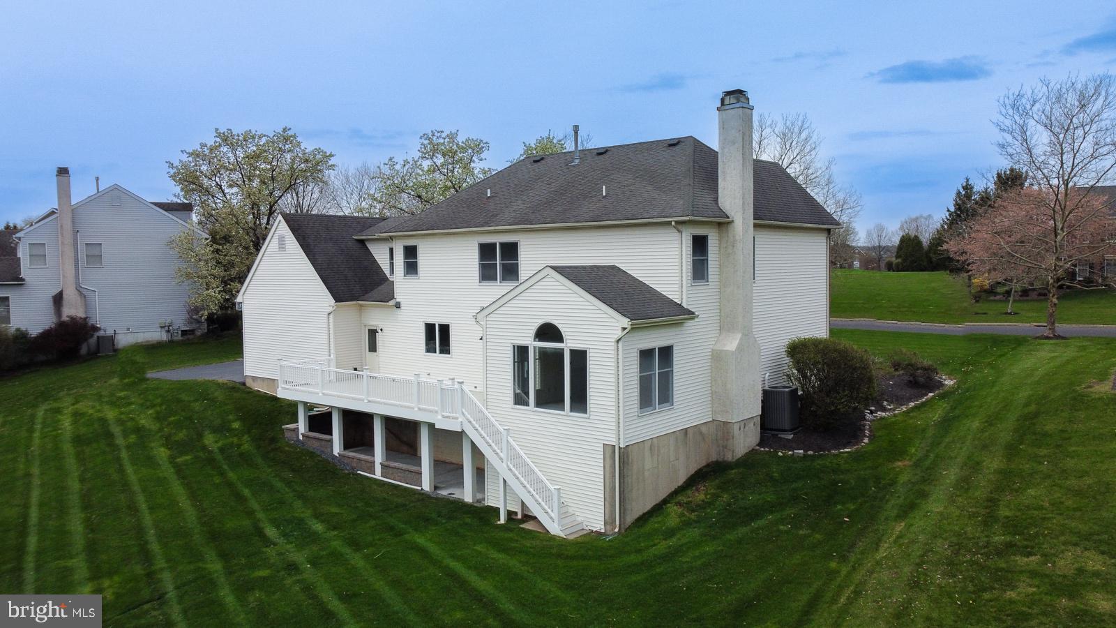 MAINLAND RIDGE - Residential