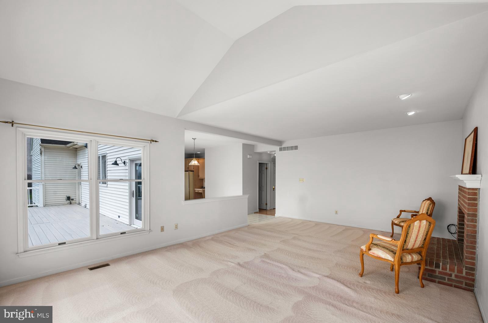 MAINLAND RIDGE - Residential