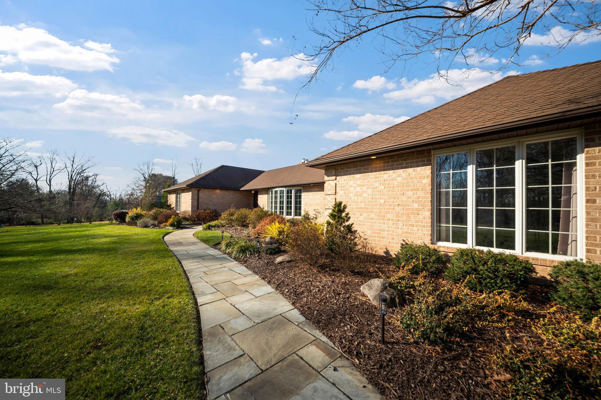 4037 HOLLY KNOLL DRIVE