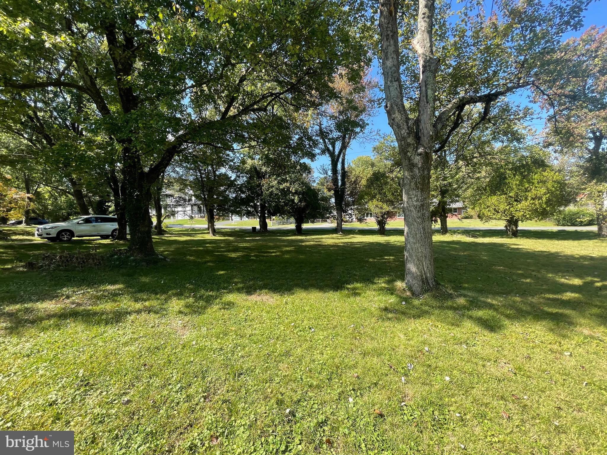 OLIVER PARK - Residential