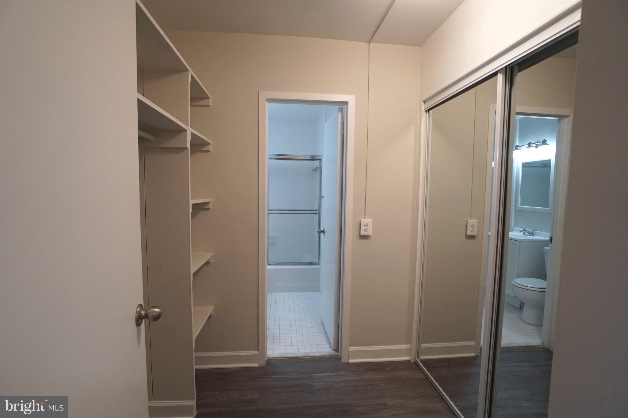 RIVER PLACE WEST - Residential Lease