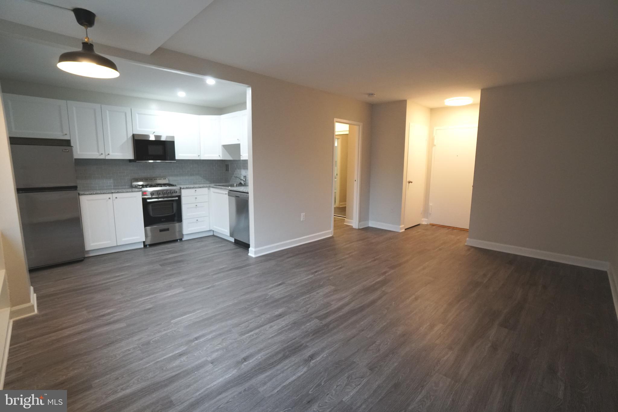 RIVER PLACE WEST - Residential Lease