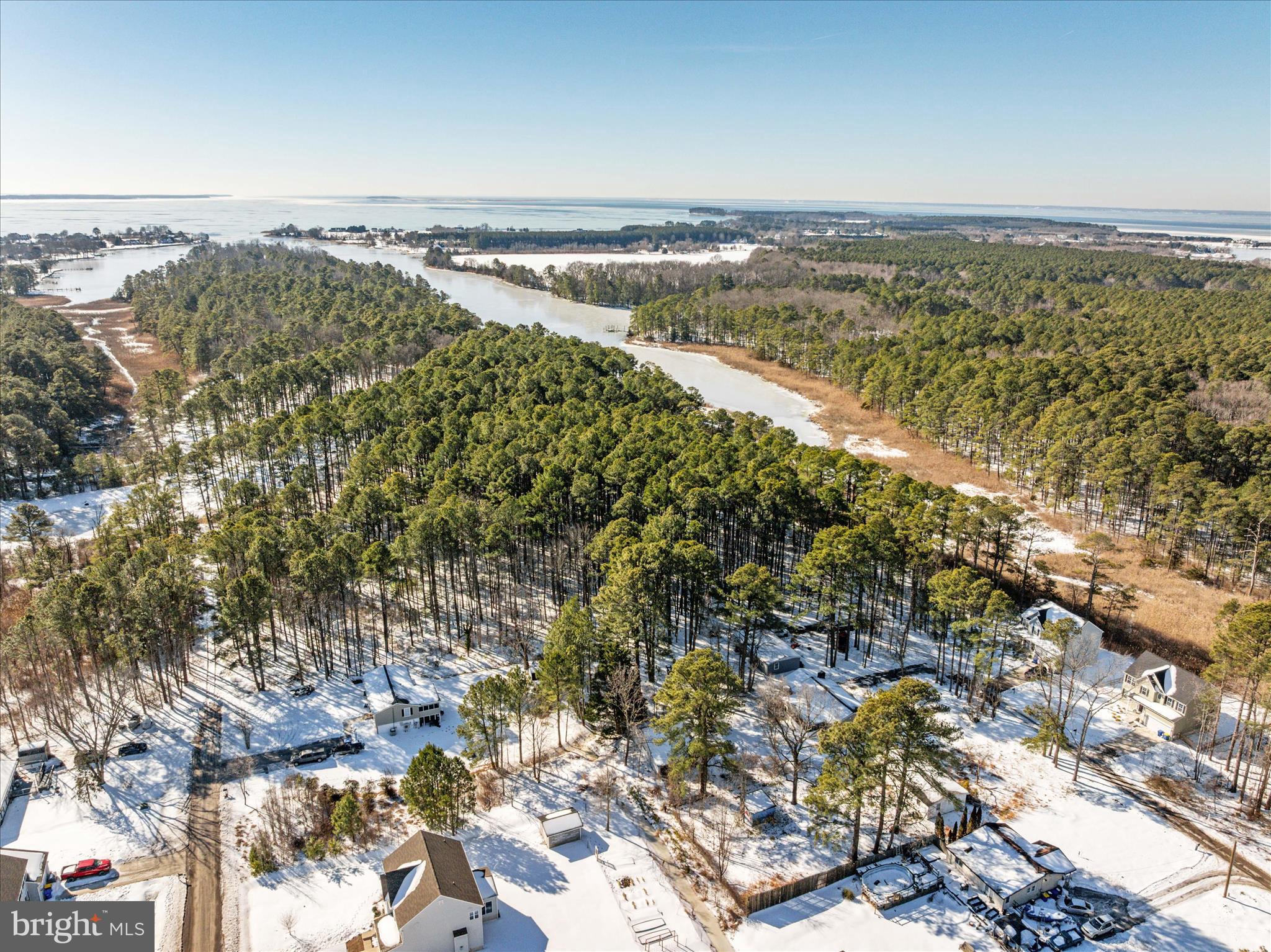 ROMANCOKE ON THE BAY - Residential