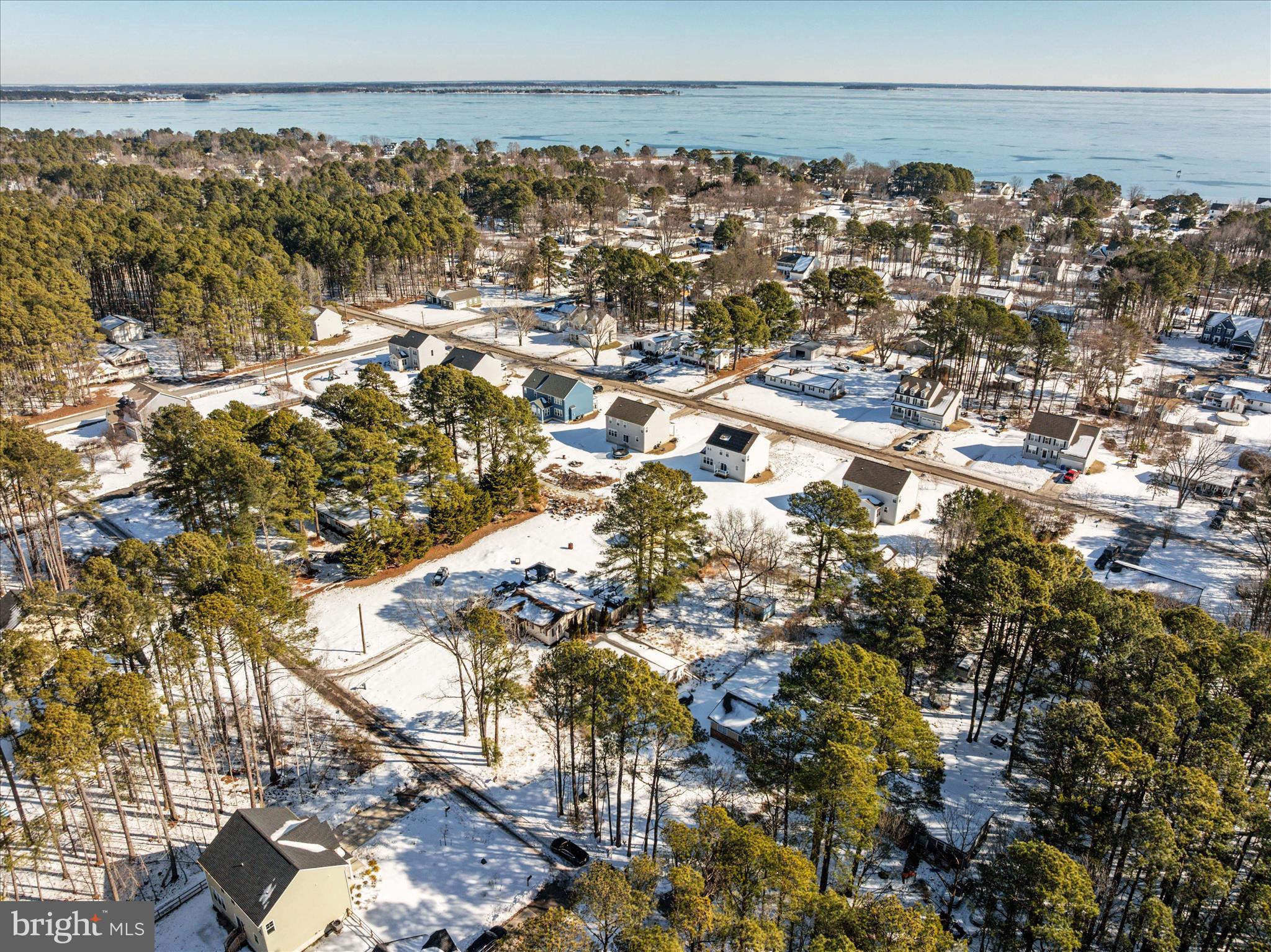 ROMANCOKE ON THE BAY - Residential