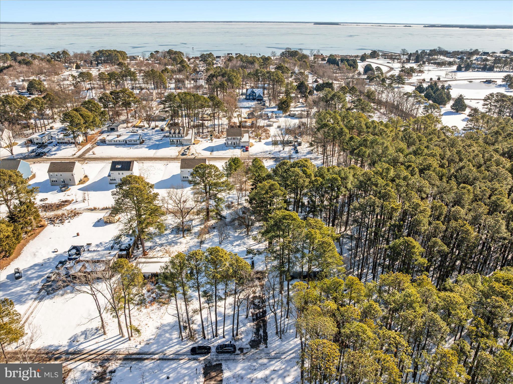 ROMANCOKE ON THE BAY - Residential