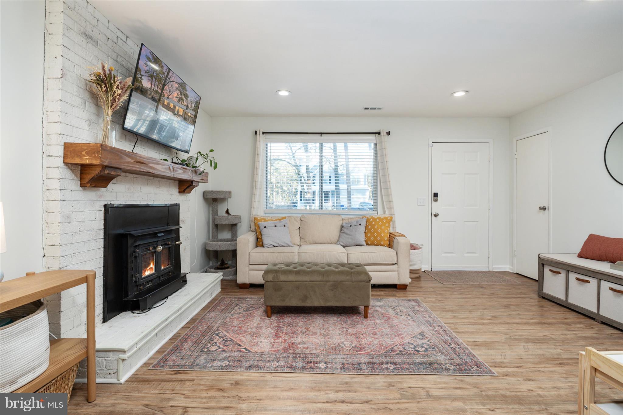 ROMANCOKE ON THE BAY - Residential