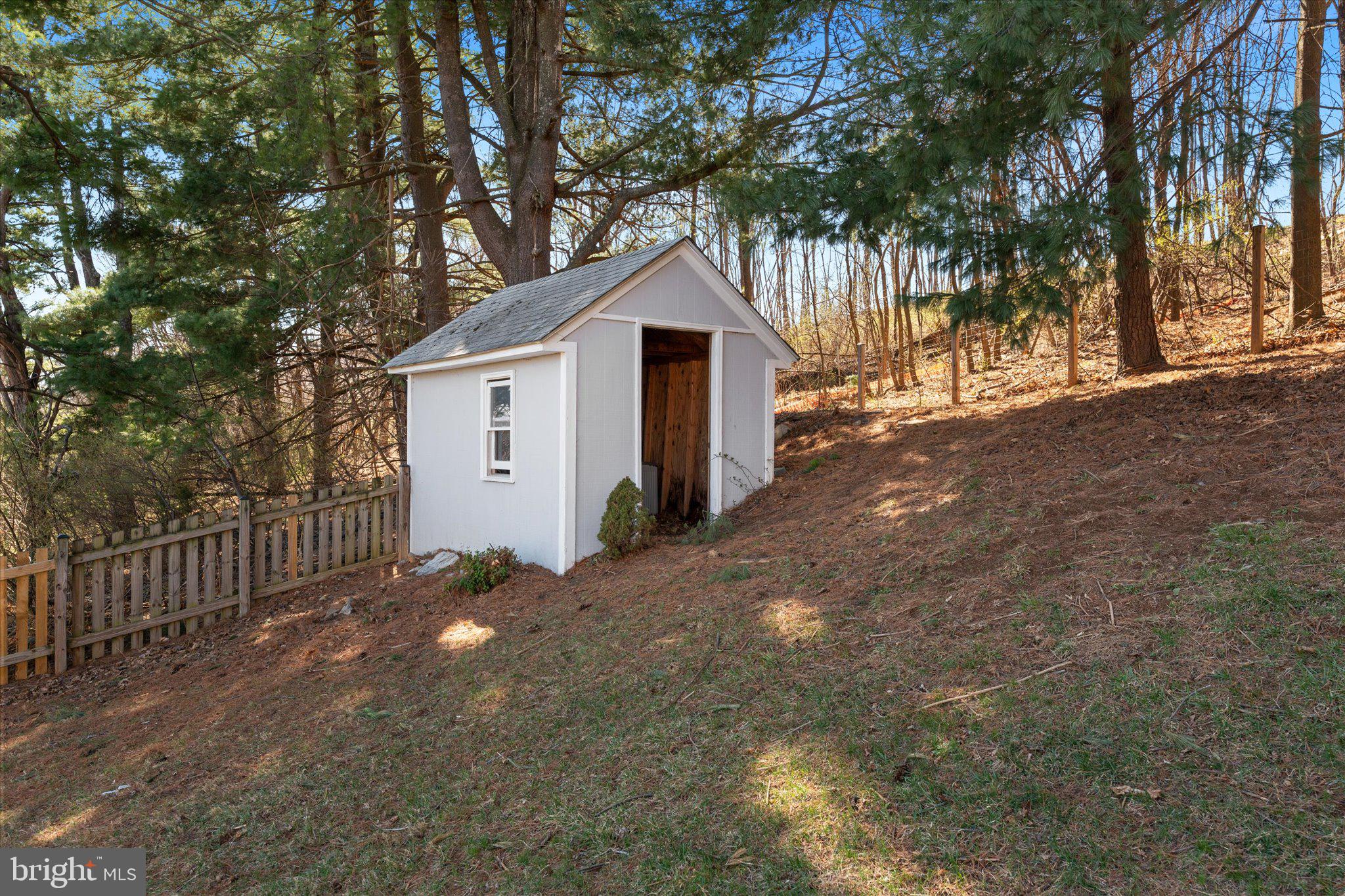 WHITACRE - Residential