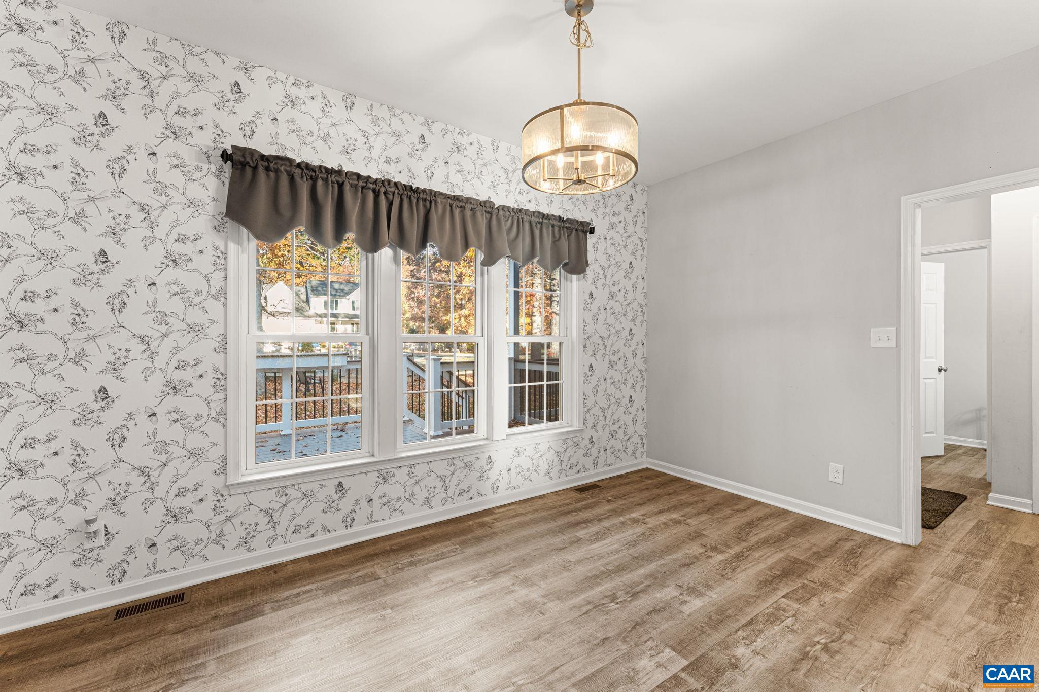 SPRING CREEK - Residential