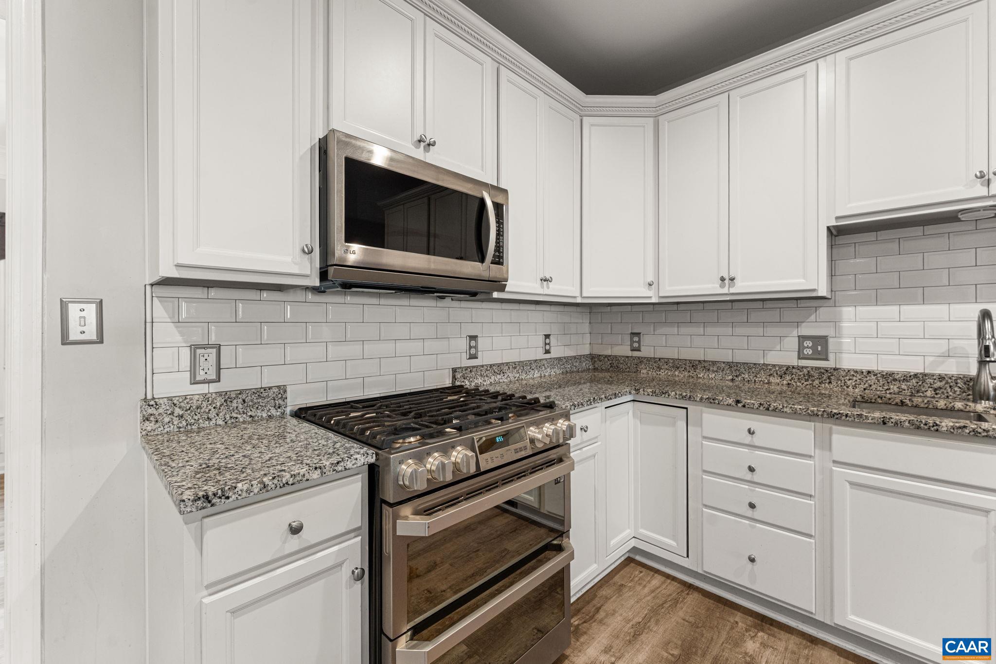 SPRING CREEK - Residential