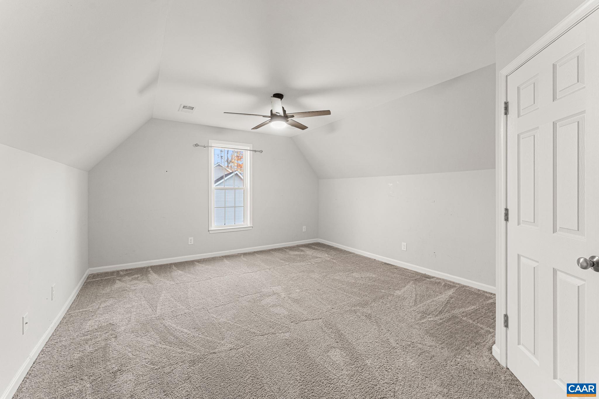 SPRING CREEK - Residential