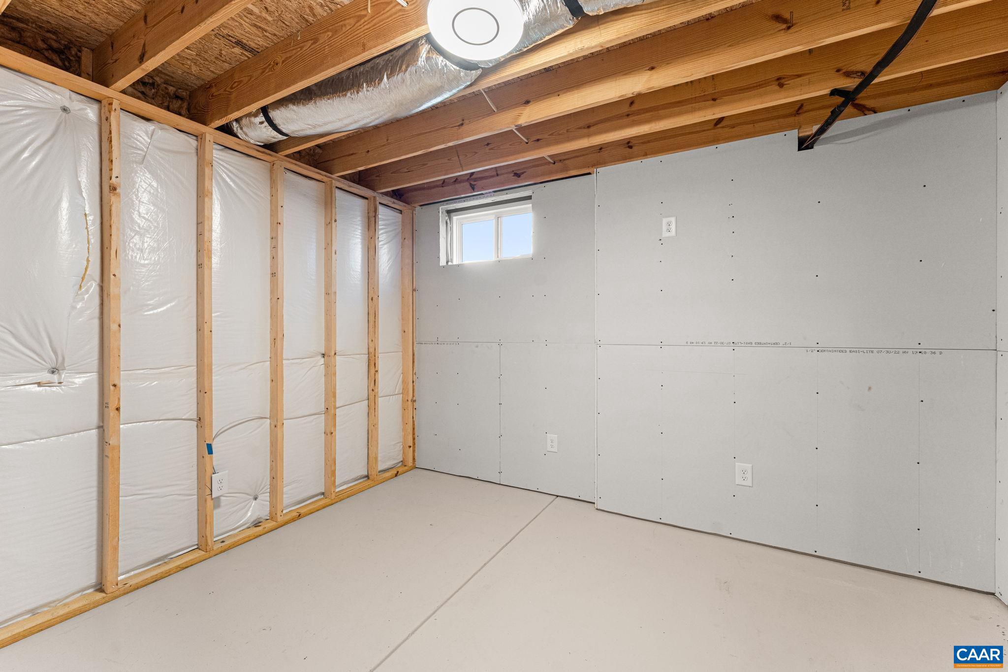 SPRING CREEK - Residential