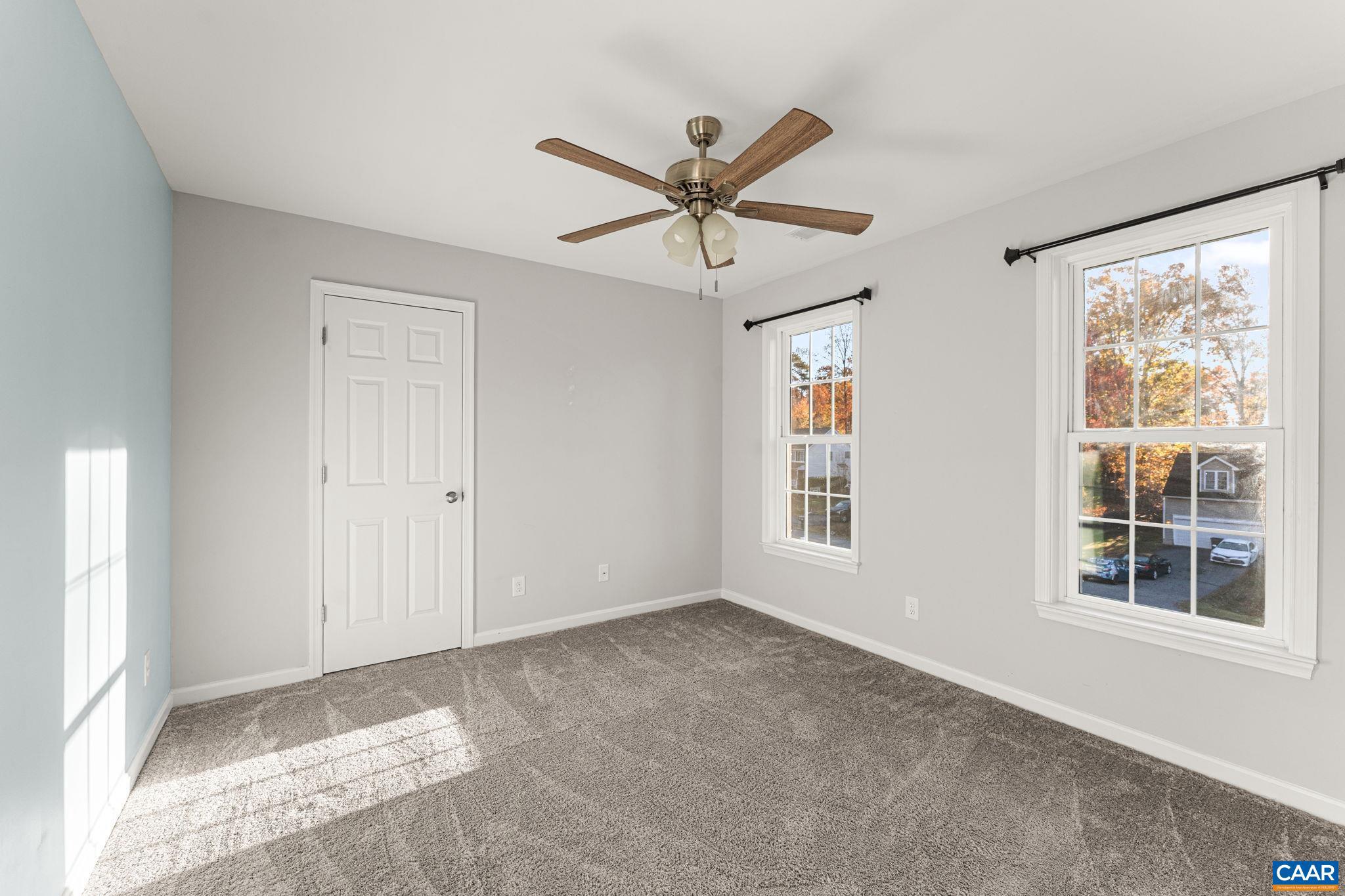 SPRING CREEK - Residential