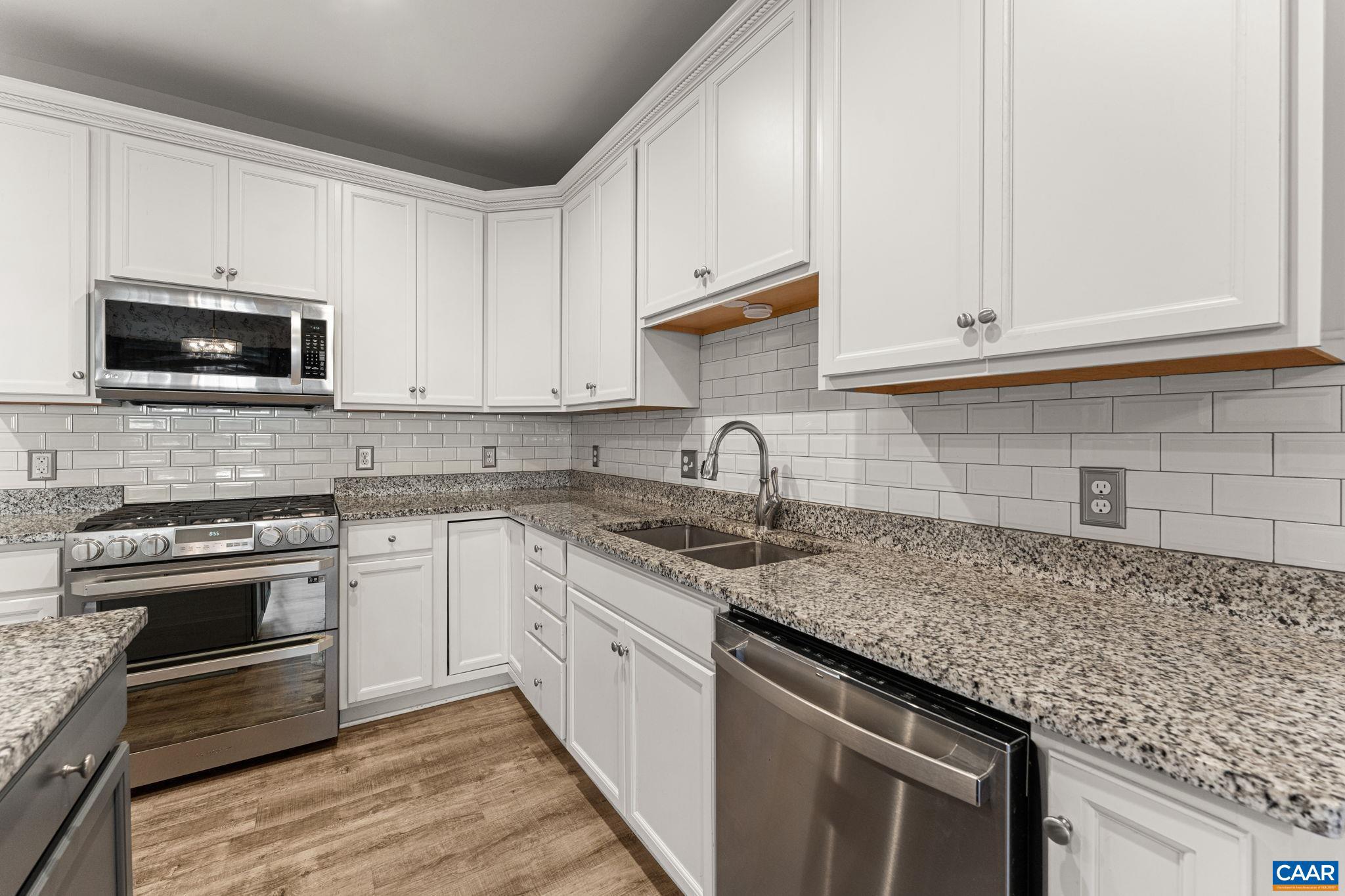 SPRING CREEK - Residential