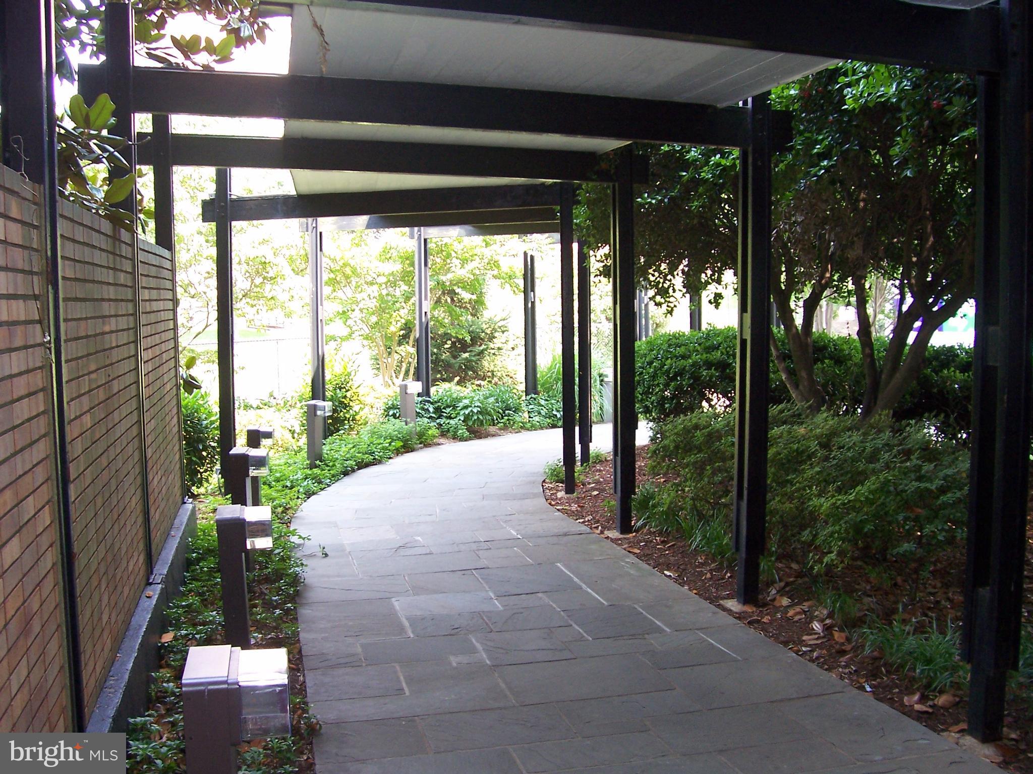 CIRCLE CONDOMINIUMS - Residential Lease