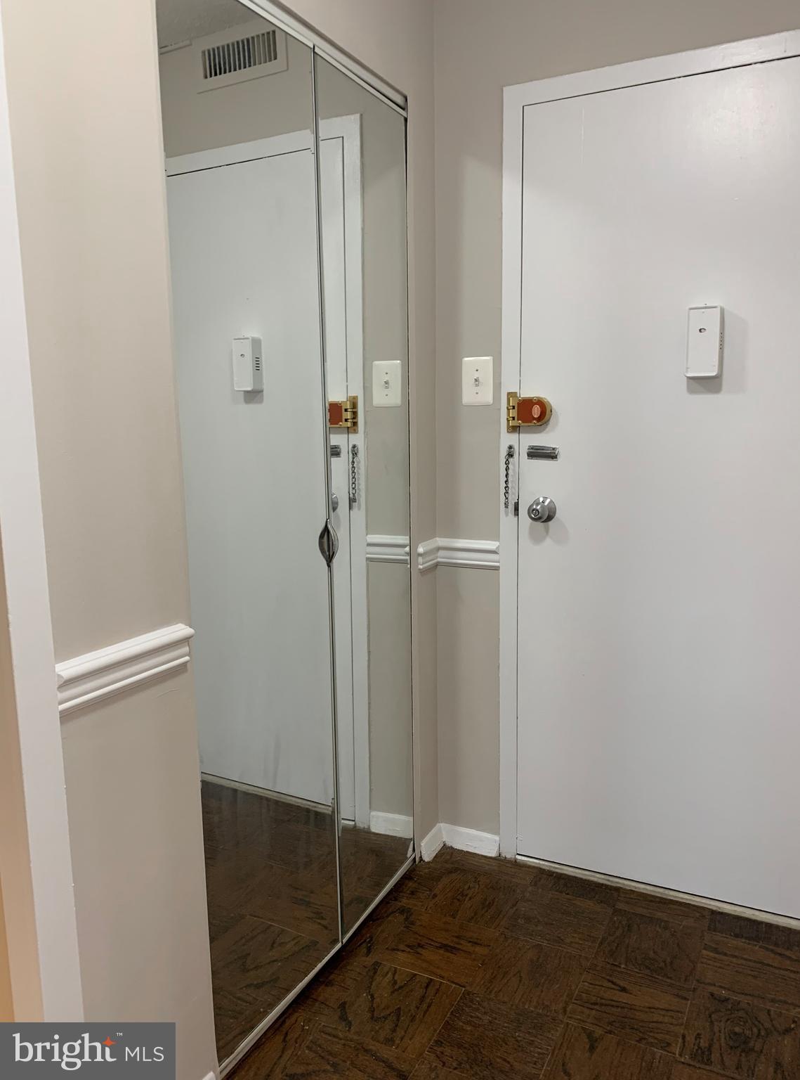 CIRCLE CONDOMINIUMS - Residential Lease