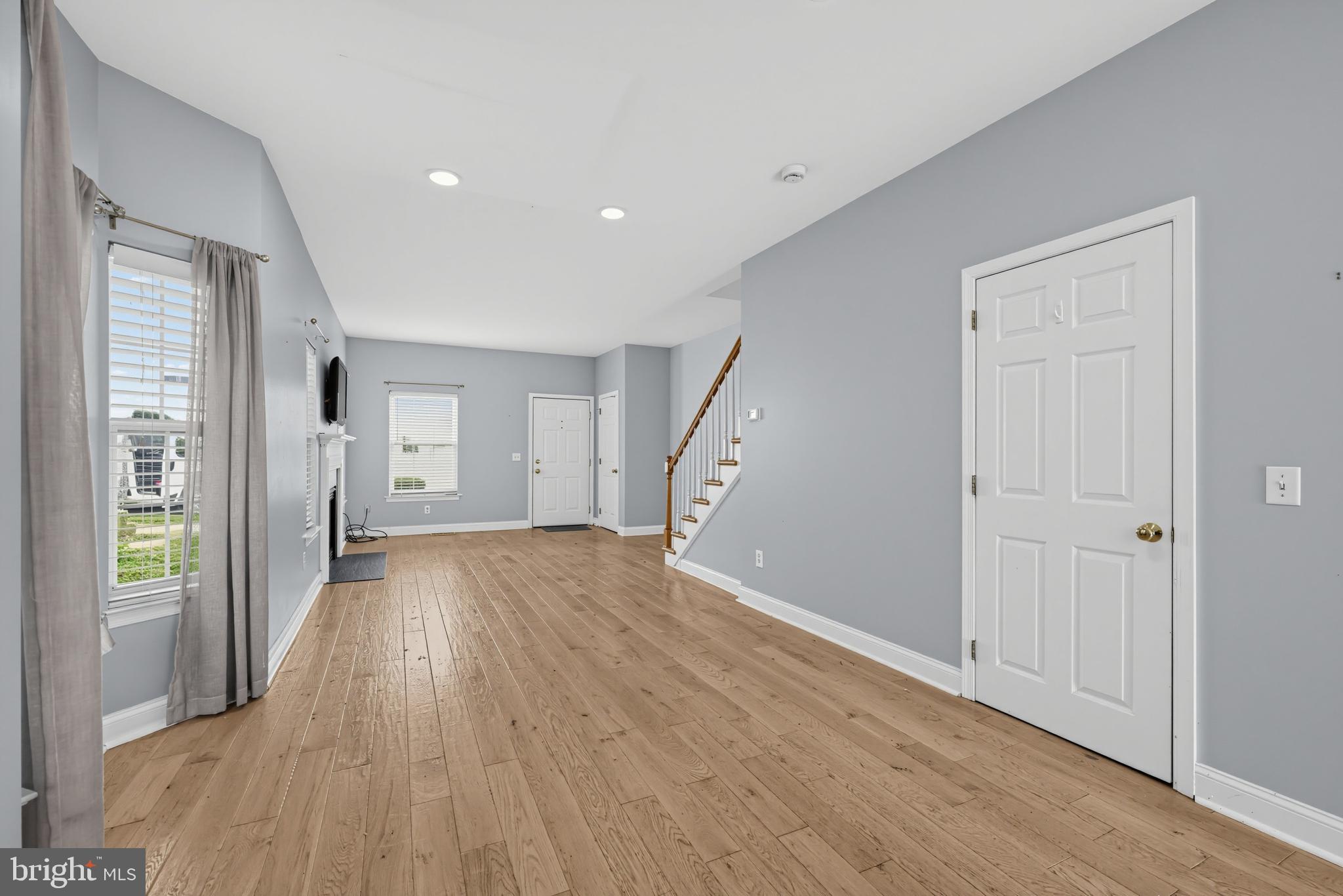 445 SPRING MILL AVENUE