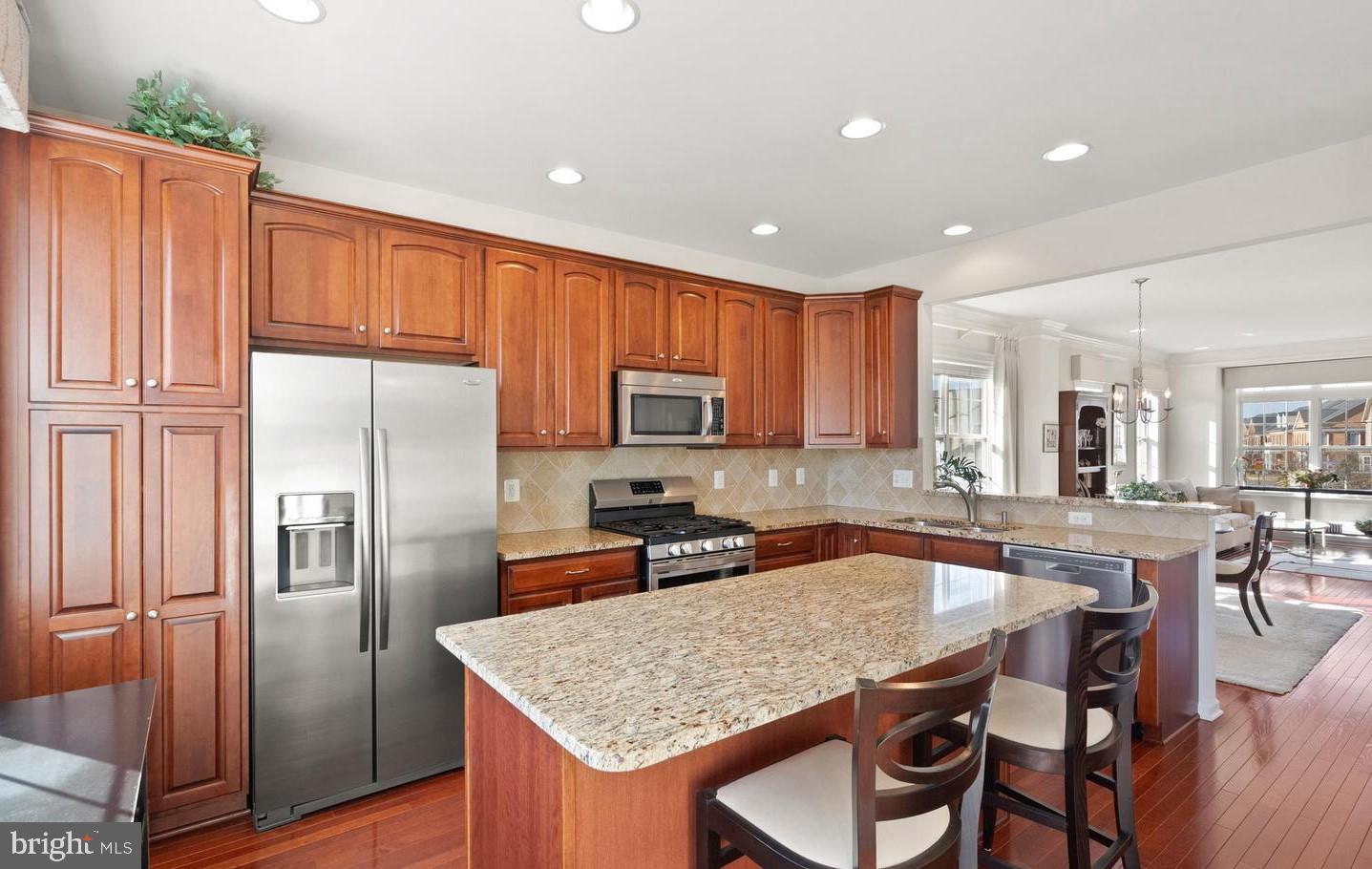 LOUDOUN VALLEY ESTATES 2 - Residential Lease