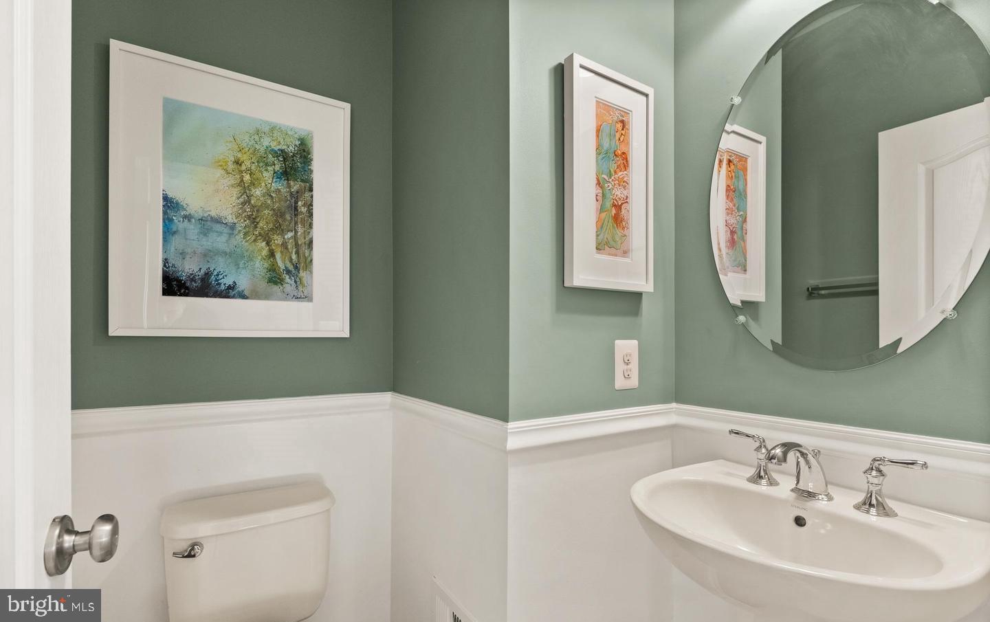 LOUDOUN VALLEY ESTATES 2 - Residential Lease