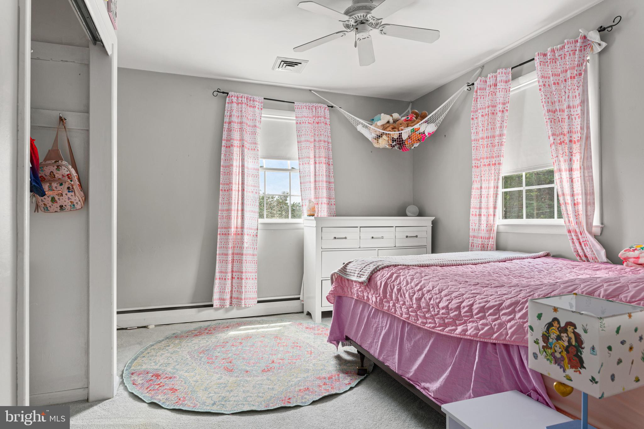 BELMONT TERR - Residential