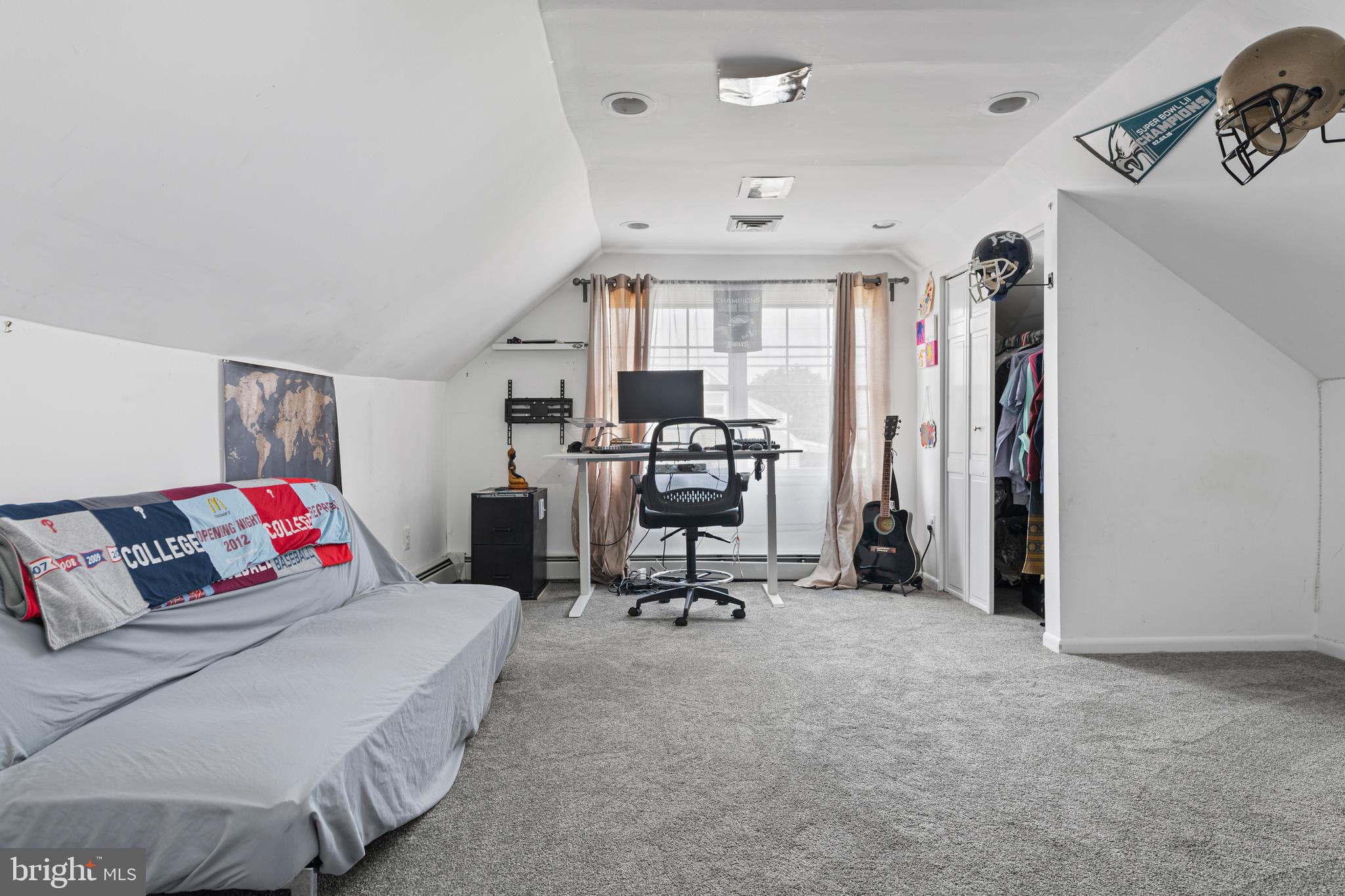 BELMONT TERR - Residential