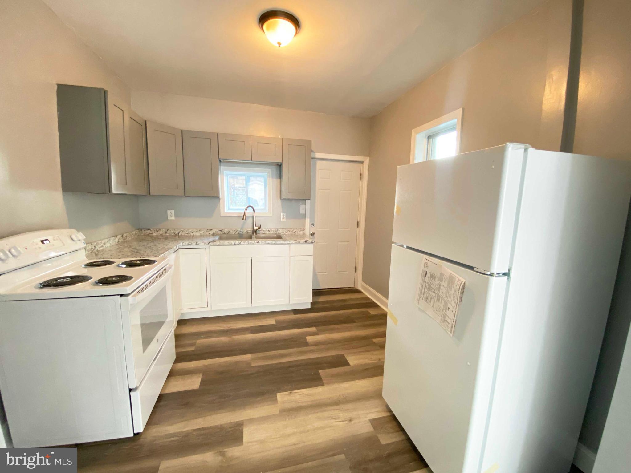 KENSINGTON - Residential Lease